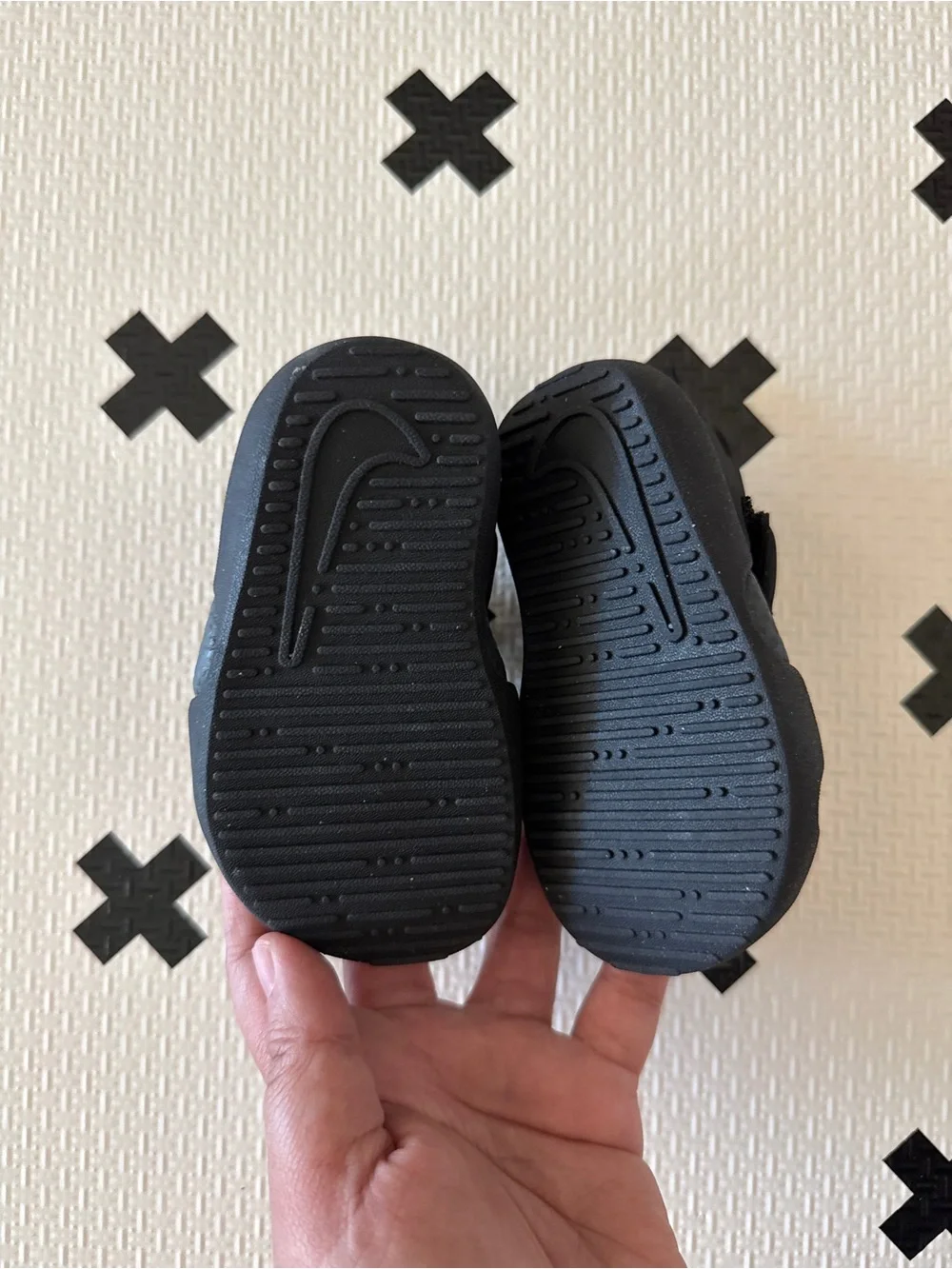 Nike Kids Black sandals Shoes